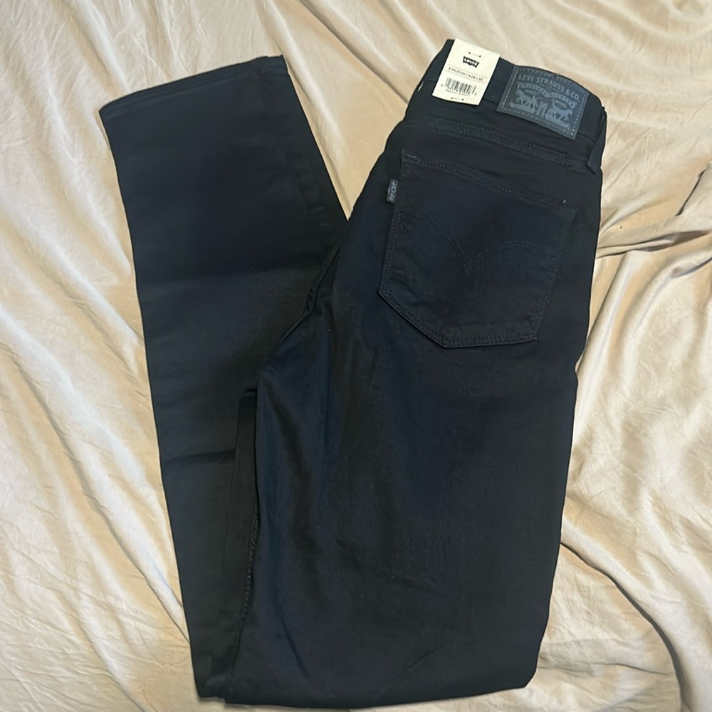Women’s Levis jeans 721 high-rise skinny 6 medium w38 L30